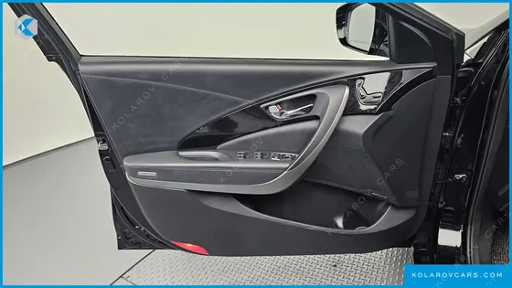 HYUNDAI GRANDEUR HG240 MODERN