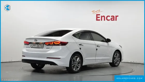 HYUNDAI ELANTRA (AVANTE) 1.6 E-VGT PREMIUM