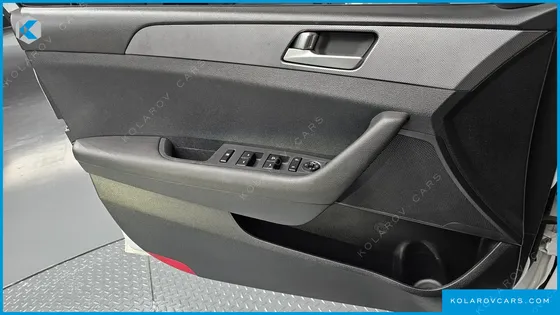 HYUNDAI SONATA LPI MODERN
