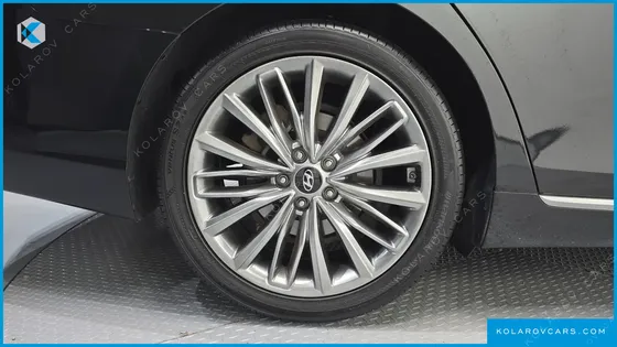 HYUNDAI GRANDEUR 2.4 PREMIUM