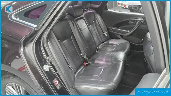 HYUNDAI GRANDEUR HG240 MODERN