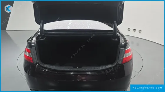 HYUNDAI GRANDEUR HG240 MODERN