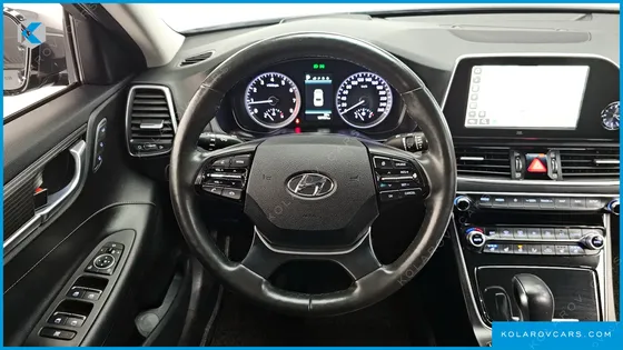 HYUNDAI GRANDEUR 3.0 LPI DSABLED PERSON