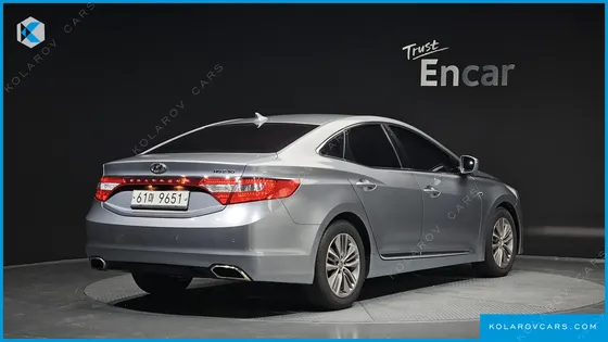 HYUNDAI GRANDEUR HG240 MODERN