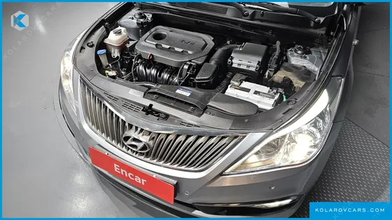 HYUNDAI GRANDEUR HG240 MODERN