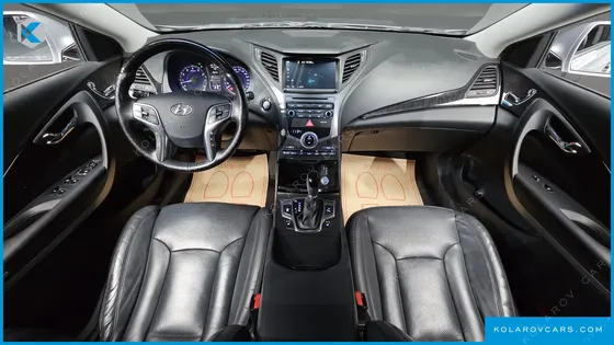 HYUNDAI GRANDEUR HG240 MODERN