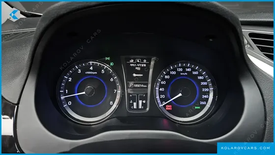 HYUNDAI GRANDEUR HG240 MODERN