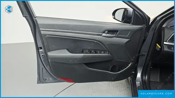 HYUNDAI ELANTRA (AVANTE) 1.6 GDI MODERN