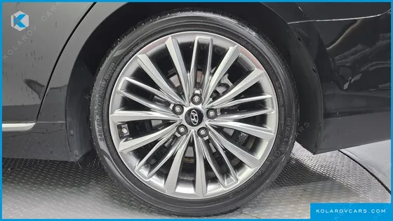 HYUNDAI GRANDEUR 2.2 DIESEL PREMIUM