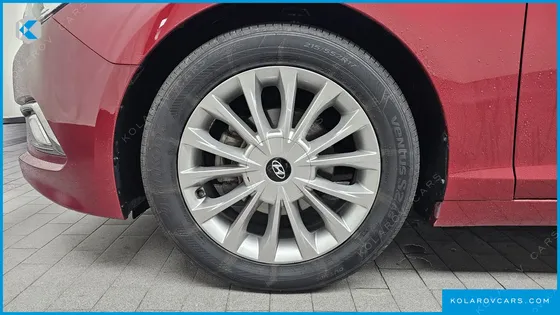 HYUNDAI SONATA 2.0 SMART