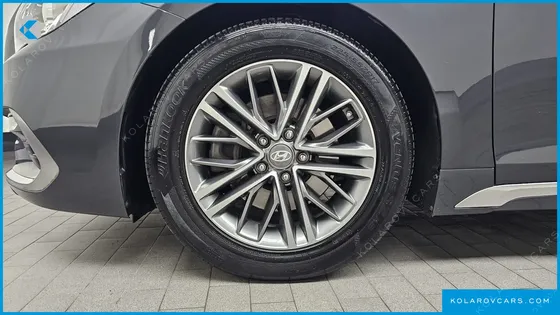 HYUNDAI GRANDEUR 2.4 PREMIUM