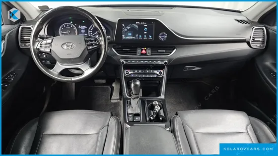 HYUNDAI GRANDEUR 2.4 PREMIUM