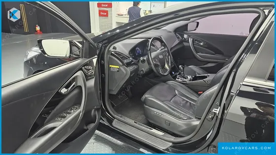 HYUNDAI GRANDEUR HG300 ROYAL