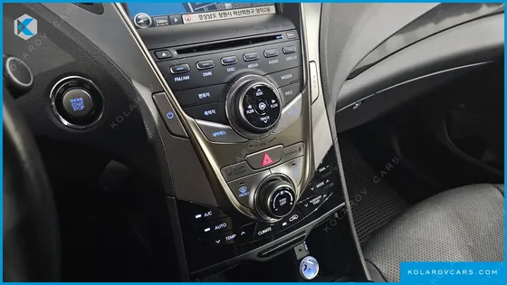 HYUNDAI GRANDEUR HG300 ROYAL