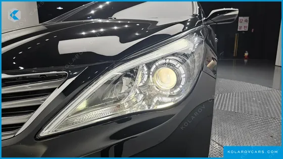 HYUNDAI GRANDEUR HG300 ROYAL