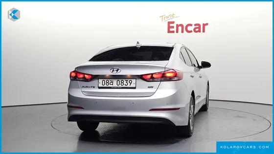 HYUNDAI ELANTRA (AVANTE) 1.6 GDI SMART