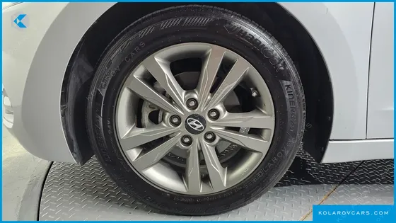 HYUNDAI ELANTRA (AVANTE) 1.6 GDI SMART