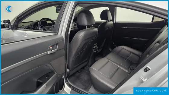 HYUNDAI ELANTRA (AVANTE) 1.6 GDI SMART