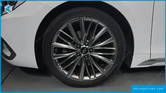 HYUNDAI GRANDEUR 2.4 PREMIUM