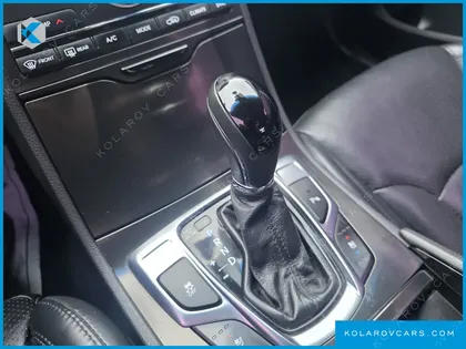 HYUNDAI GRANDEUR HG300 PREMIUM