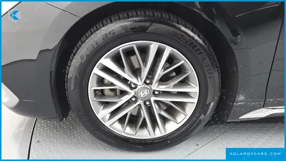 HYUNDAI GRANDEUR 2.4 PREMIUM