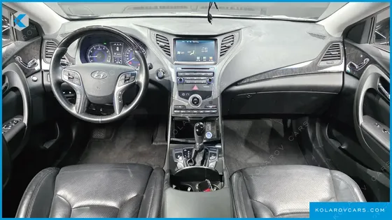 HYUNDAI GRANDEUR HG240 MODERN