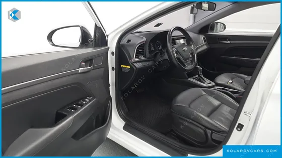 HYUNDAI ELANTRA (AVANTE) 1.6 GDI SMART