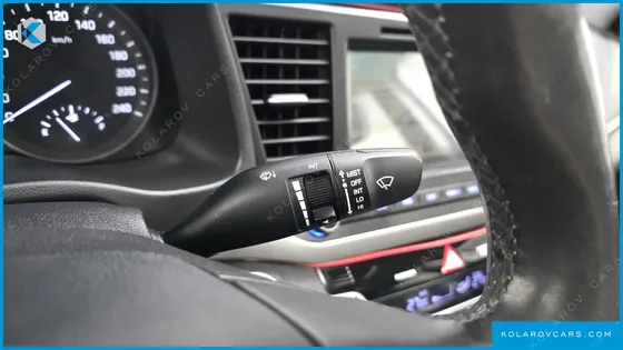 HYUNDAI ELANTRA (AVANTE) 1.6 GDI SMART