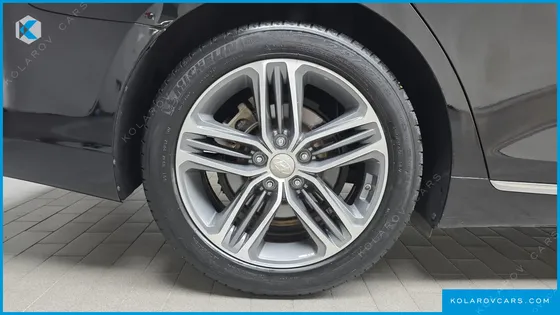 HYUNDAI GRANDEUR 2.4 PREMIUM