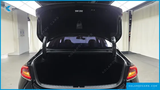 HYUNDAI GRANDEUR 2.4 PREMIUM
