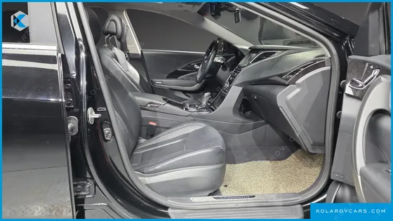 HYUNDAI GRANDEUR HG240 MODERN