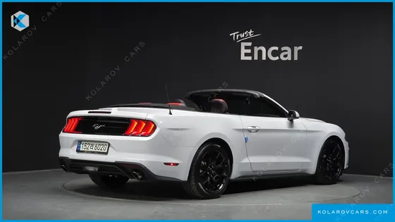 FORD MUSTANG CONVERTIBLE