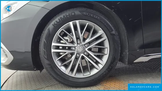 HYUNDAI GRANDEUR 2.4 PREMIUM