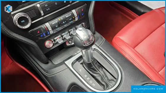 FORD MUSTANG GT COUPE