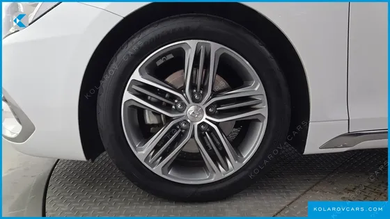 HYUNDAI GRANDEUR 2.4 PREMIUM