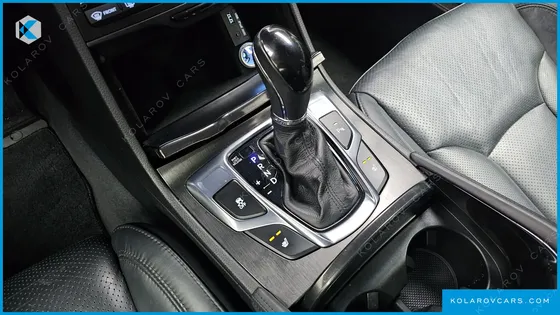 HYUNDAI GRANDEUR HG240 MODERN