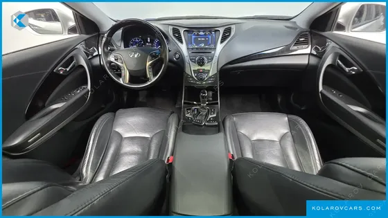HYUNDAI GRANDEUR LPG HG300 HANDICAPPED ONLY