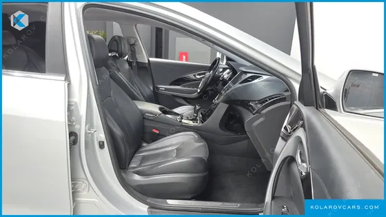HYUNDAI GRANDEUR LPG HG300 HANDICAPPED ONLY