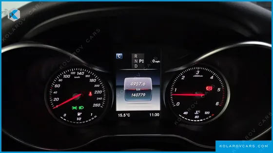 MERCEDES C-CLASS C220 D AVANTGARDE