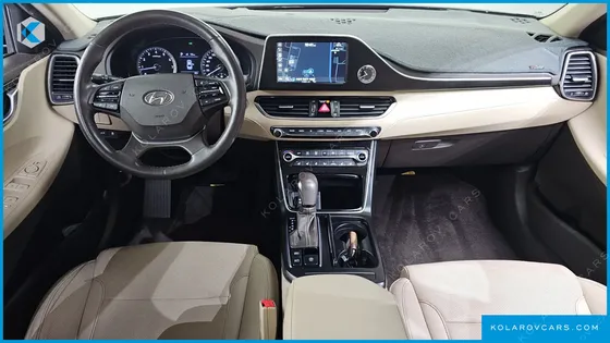 HYUNDAI GRANDEUR 2.4 PREMIUM
