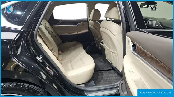 HYUNDAI GRANDEUR 2.4 PREMIUM