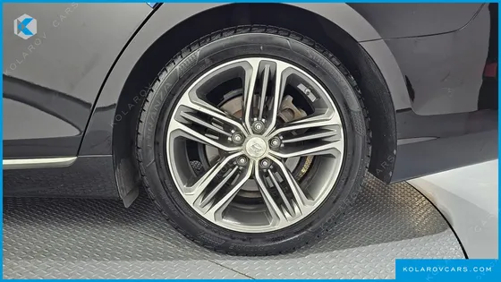 HYUNDAI GRANDEUR 2.4 PREMIUM