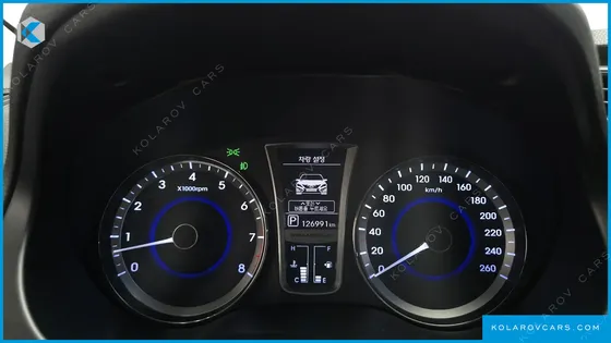 HYUNDAI GRANDEUR HG240 LUXURY