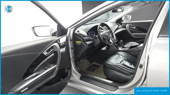 HYUNDAI GRANDEUR HG240 LUXURY