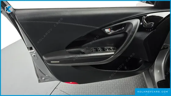 HYUNDAI GRANDEUR HG240 LUXURY