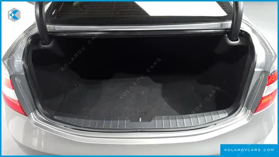 HYUNDAI GRANDEUR HG240 LUXURY