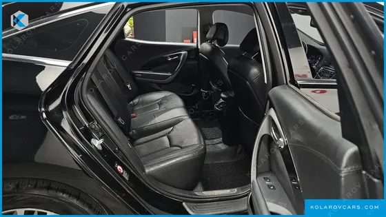 HYUNDAI GRANDEUR HG240 MODERN