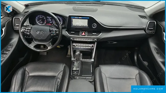 HYUNDAI GRANDEUR 2.4 MODERN BASIC (RENTAL CAR)
