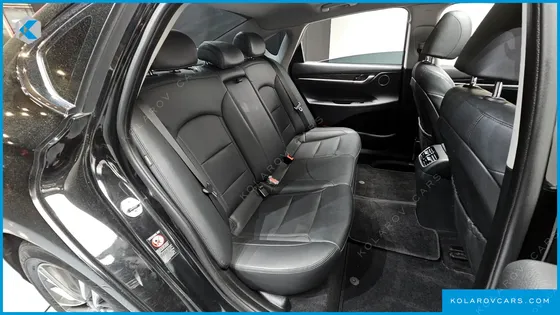 HYUNDAI GRANDEUR 2.4 MODERN BASIC (RENTAL CAR)