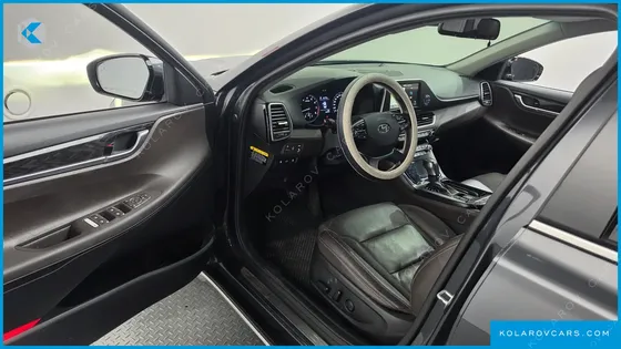 HYUNDAI GRANDEUR 2.4 PREMIUM